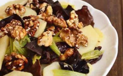 ���˱�����Ĳˣ�����С������Ҫ������